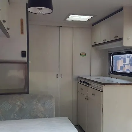 Caravan Kavatsi Σωζόπολη